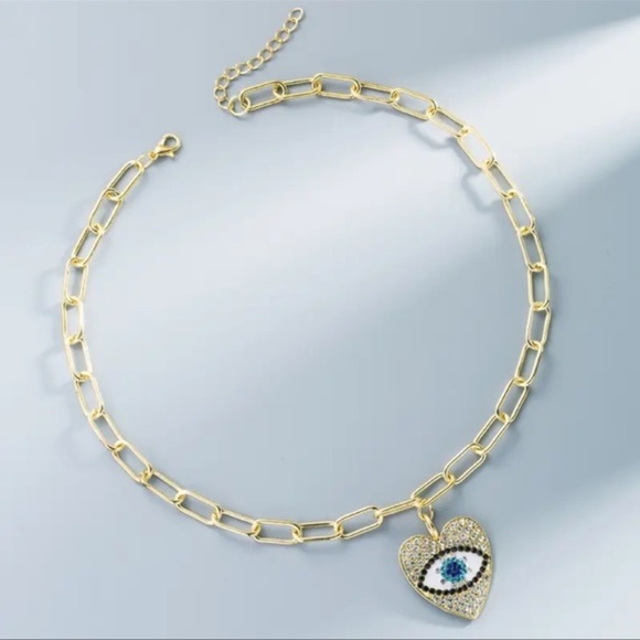 Swarovski Rae Golden Heart Eye Chain Necklace 21.5” length New - Picture 3 of 4